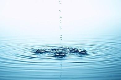 关于加强水资源管理,严格水资源管理制度之的毕业论文模板范文